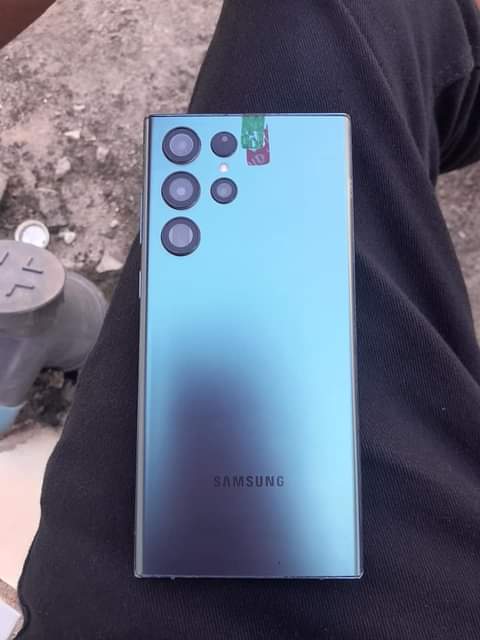 samsung s22