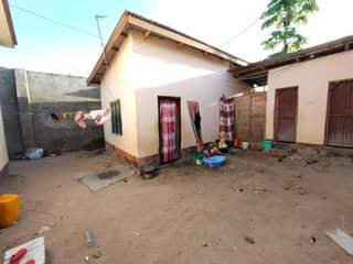 A picture of NYUMBA INAUZWA IPO MBANDE JIRANI NA HOSPITAL