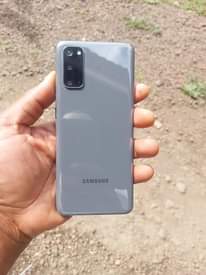 A picture of Samsung galaxy S20 5G