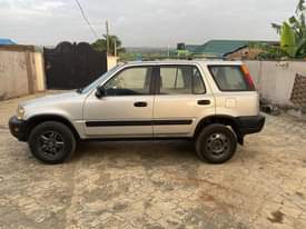 A picture of Honda crv 2001 08109266332