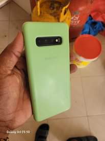 A picture of Samsung Galaxy s10 plus