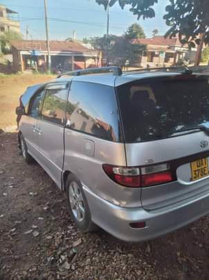 A picture of Toyota lucida 8m