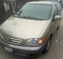 A picture of Toyota Sienna 2002 model Condition Registered Super Clean interior Super