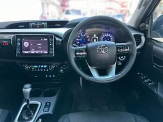 A picture of Inauzwa Hilux 88M