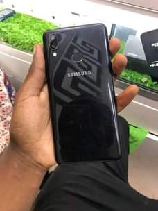 A picture of SAMSUNG A10S