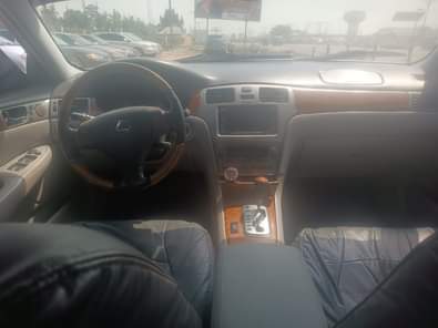 A picture of Clean 2006 Lexus ES 330 Sound engine Belgium Grade First
