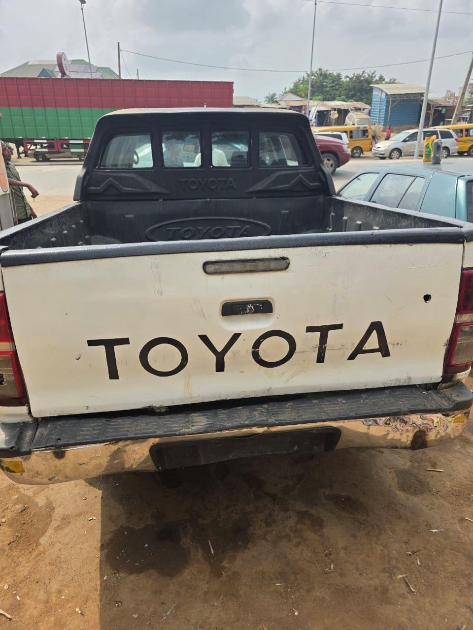 A picture of 2014 Toyota hilux