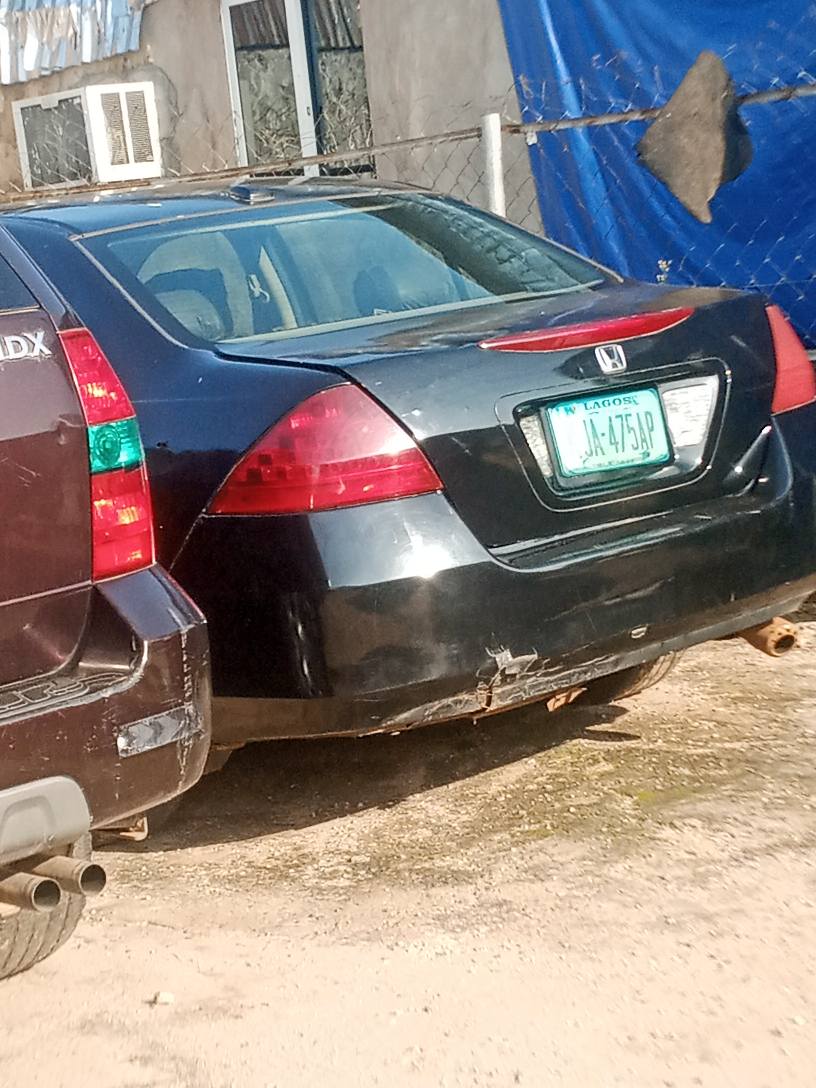 A picture of HONDA ACCORD DC