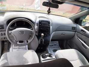 A picture of TOKUNBO Toyota Sienna YEAR MODEL 2008 TRANSMISSION Automatic CONDITION Buy