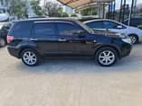 A picture of 2009 subaru forester black colour