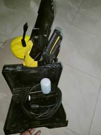 A picture of PPRESSURE WASH