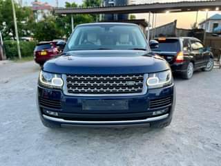 A picture of 2014 RANGE ROVER VOGUE SE