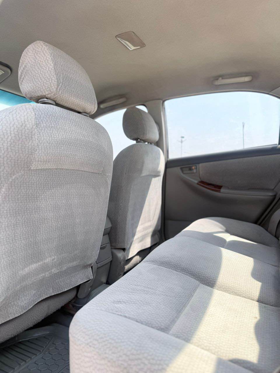 A picture of 2004 Toyota Corolla 4m net
