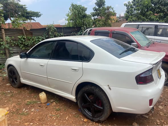 A picture of Subaru bl5