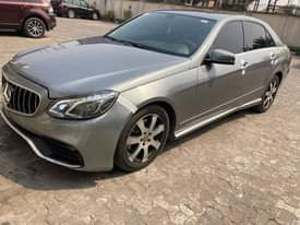 A picture of 2010 MECEDEZ BENZ E350