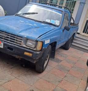 used toyota hilux