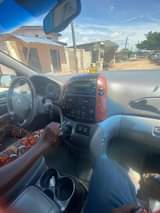 A picture of TOYOTA SIENNA 2005 XLE