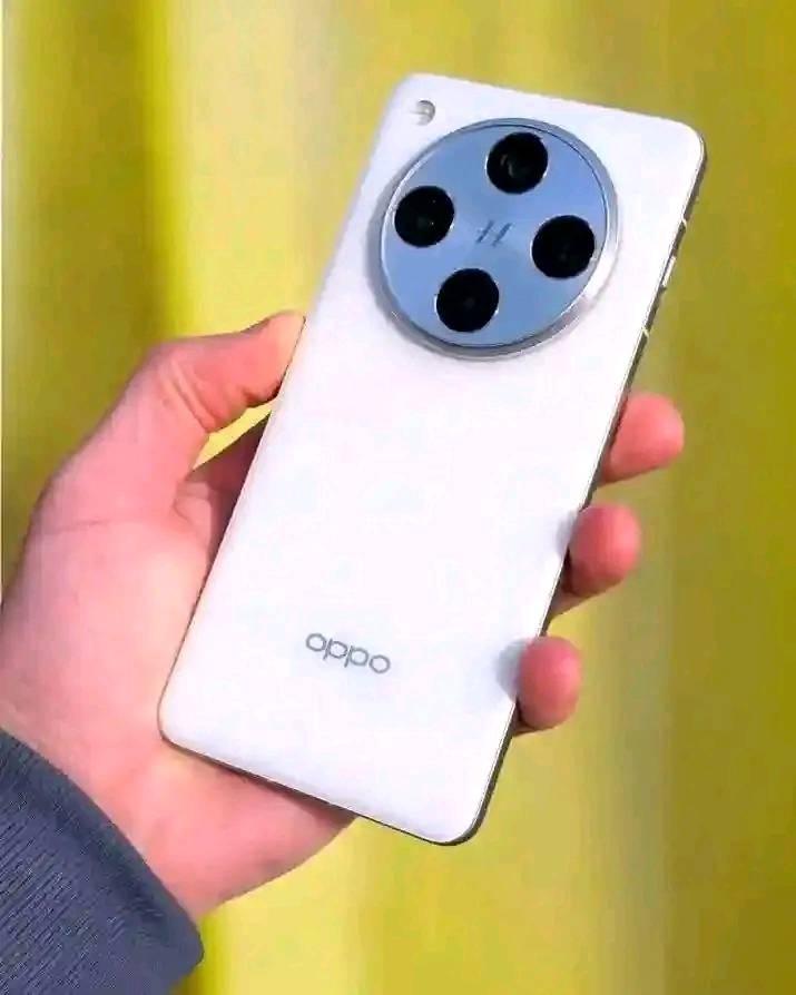 A picture of OPPO RENO A96 FOR LIPA MDOGO MDOGO
