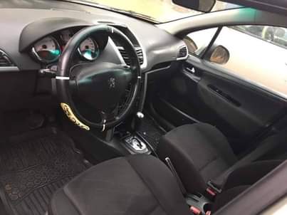 A picture of Peugeot