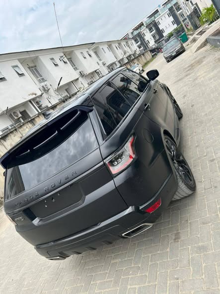 A picture of Range Rover Sport