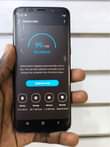 A picture of Samsung S8 64gb 4gb 230k no dots just slightly cracked