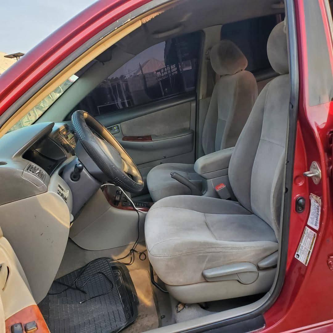 A picture of 2006 Toyota corolla 2006