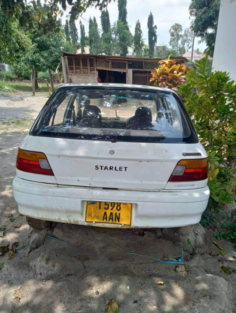 toyota starlet