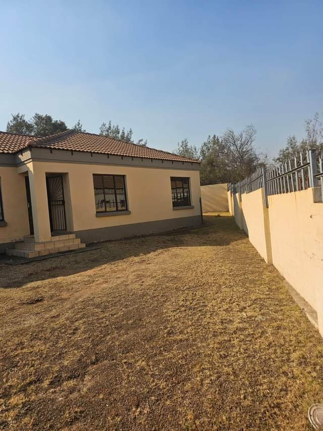 Mokgethi M.