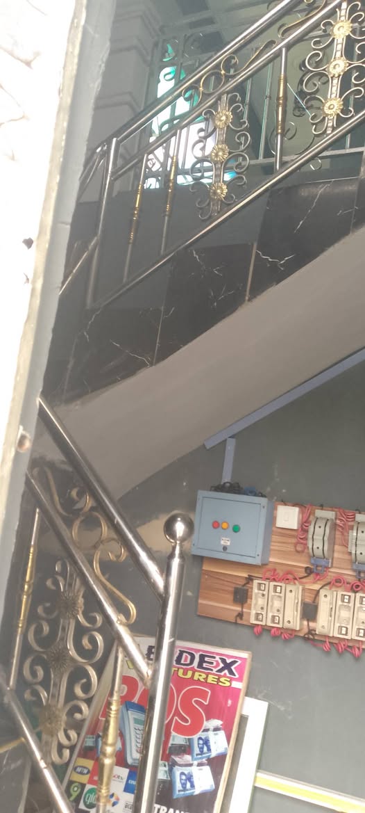 A picture of 2 bedroom flat for rent all ensuit in Baba Adisa