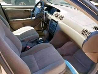 A picture of Toyota camry pencil light