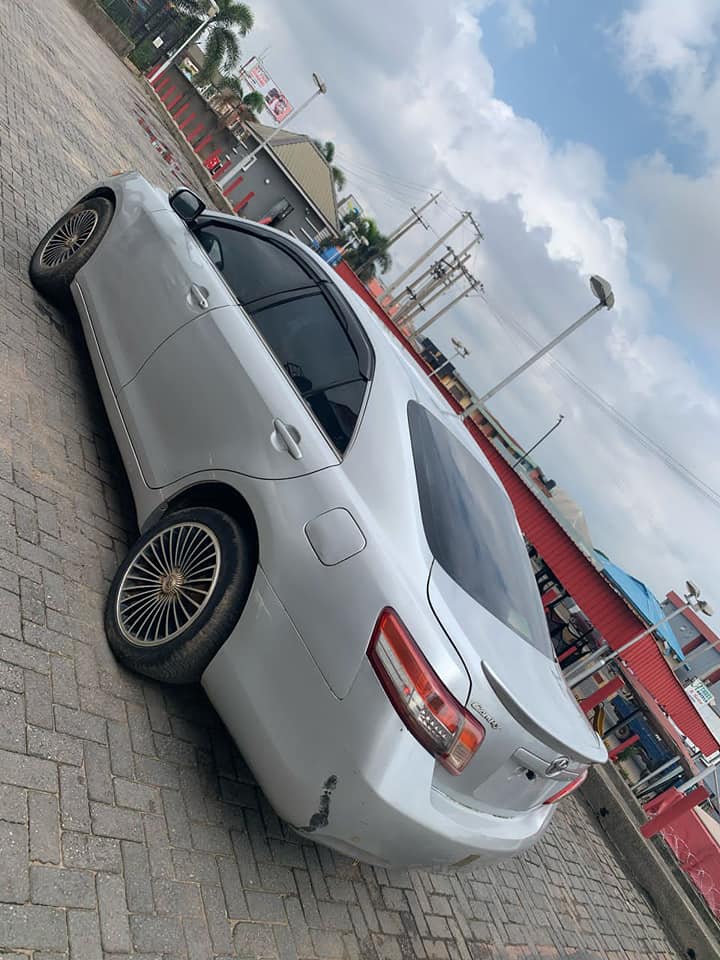 A picture of Toyota Camry 010