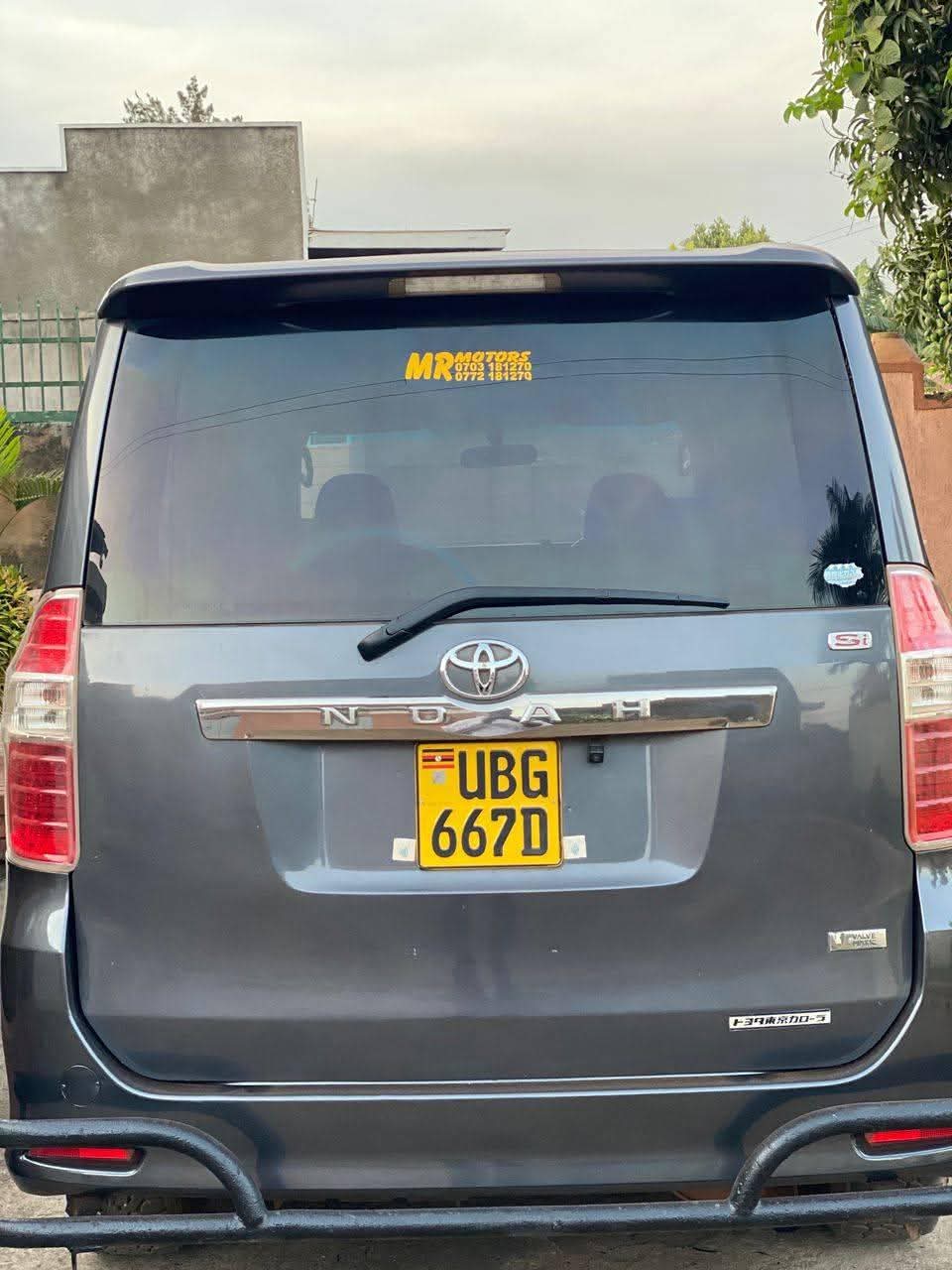 A picture of 2021 Toyota noah