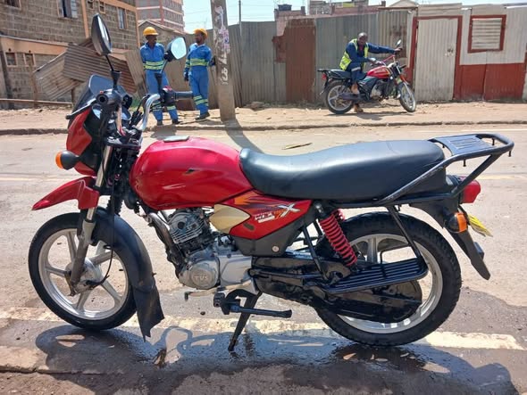 tvs hlx