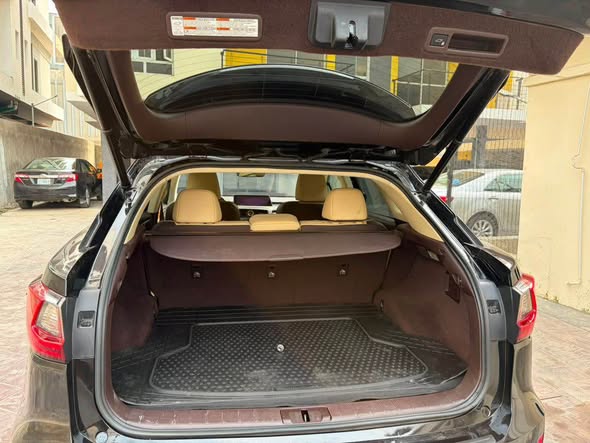 A picture of Lexus RX350 2017