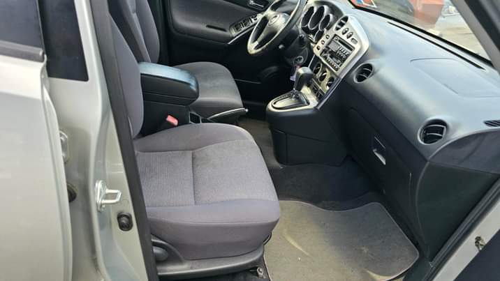 A picture of 2004 Toyota Matrix XR Sport Wagon 4D