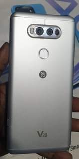 A picture of mzigo ndo uwo LG OG ukichelewa tena unaikosa sim yangu