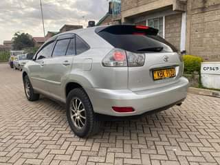 A picture of Toyota Harrier