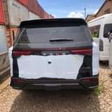 A picture of Lexus LX600