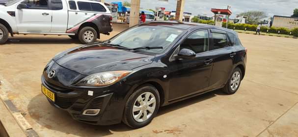 mazda axela