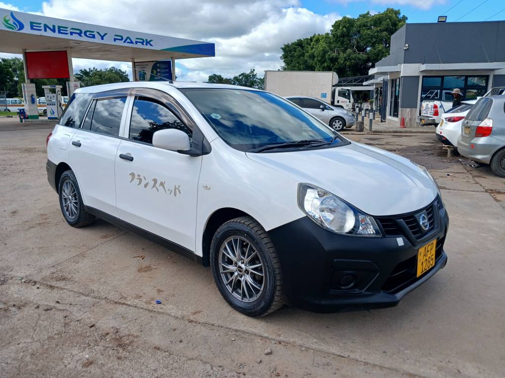 classifieds/cars nissan