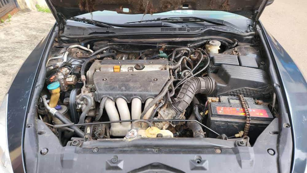 A picture of HONDA ACCORD 2004