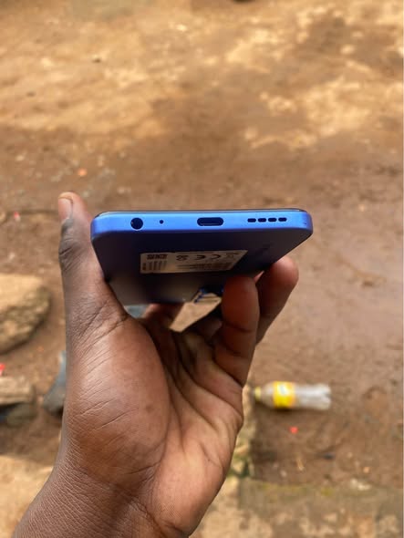 A picture of Tecno hot60i