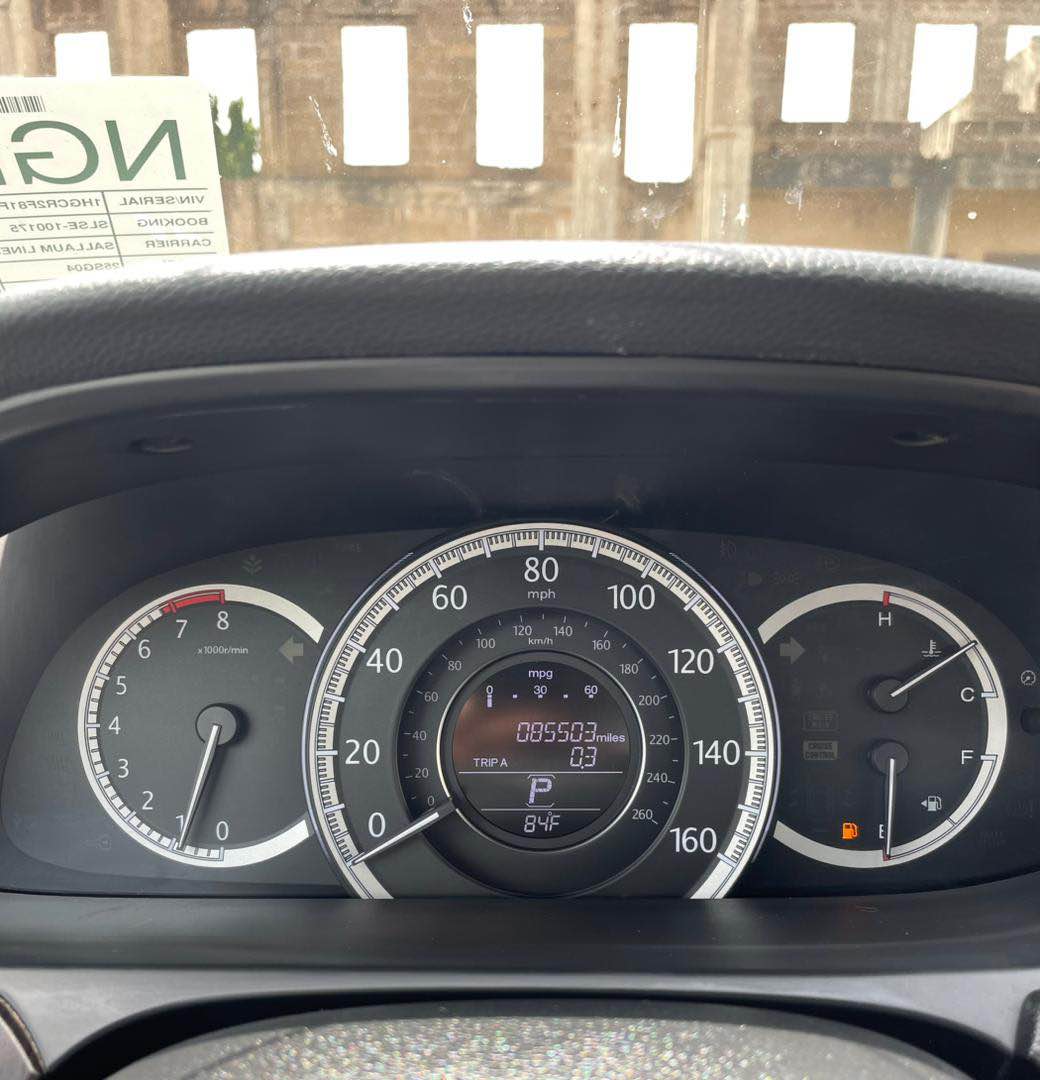 A picture of  DIRECT BELGIUM HONDA ACCORD FULL 2015 MODEL DOUBLE SCREEN