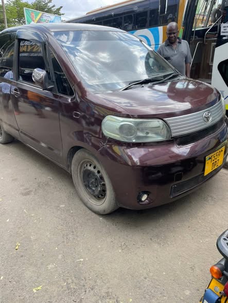 A picture of Toyota Porte Bei million 3 5