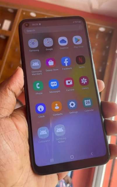 A picture of Samsung m11
