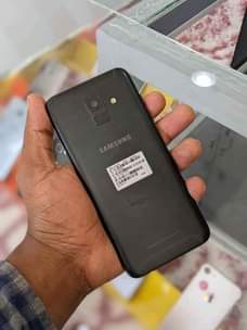 A picture of Samsung A6 Plus