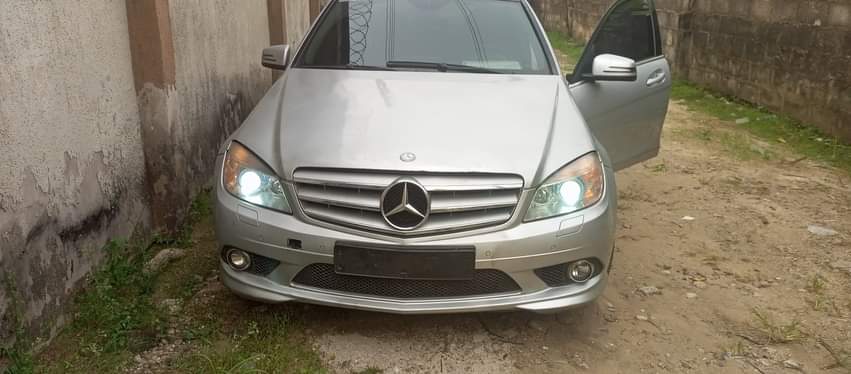 A picture of Pls admin approve Dealers deal Direct tokunbo Mercedes C300 Everything
