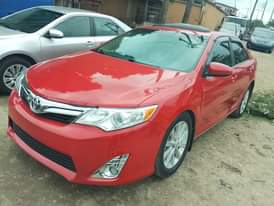 A picture of 2014 Toyota Camry XLE tokumbo Full option keyless Price 14