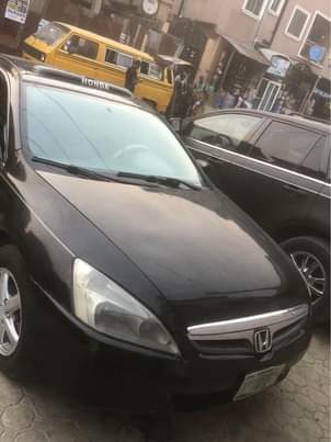 A picture of 2004 Honda Accord E O D