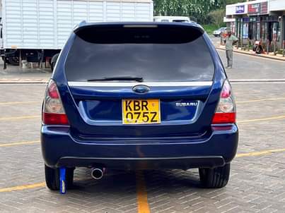A picture of Subaru forester SG5
